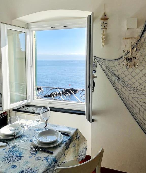 Moonlight In Boccadasse Apartment Genoa Bagian luar foto